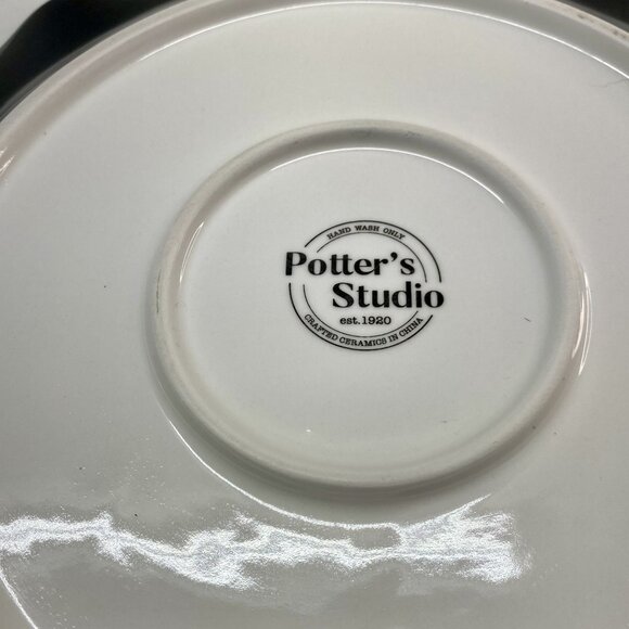 Potters Studio Ceramic Plate Black Floral & Victorian Skeleton Couple Halloween - Picture 3 of 4